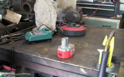 Можно ли восстановить аккумулятор для шуруповерта не разбирая его? Мой опыт