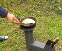 Маленькая печь с конфоркой