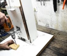 Простая стойка для дрели из ДСП и мебельных слайдеров
