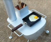 Простая удобная печь для автотуризма или дачи